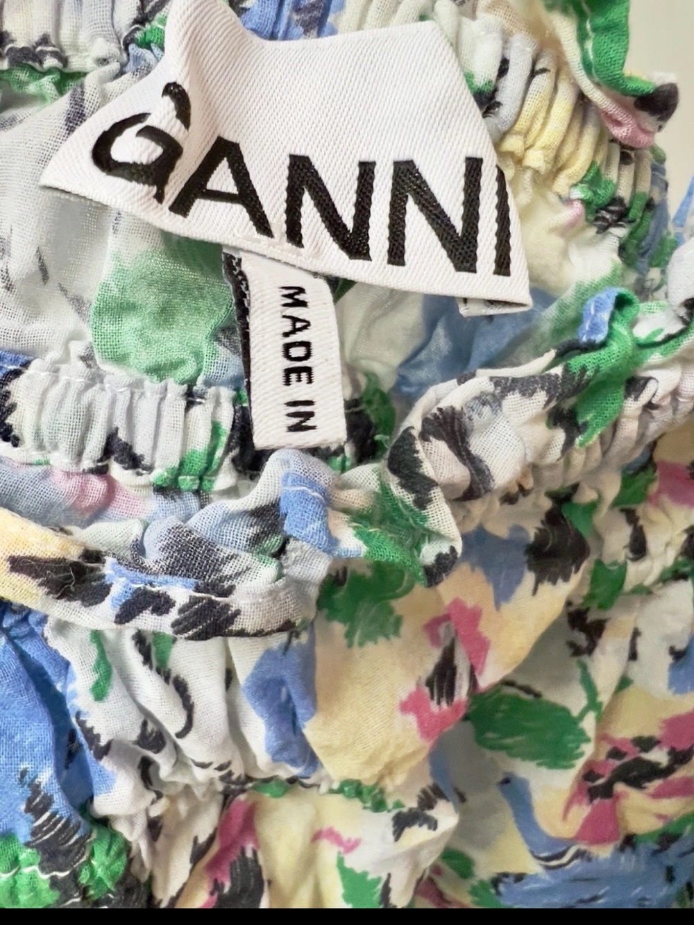 GANNI Light organic Cotton Floral Azure Blue Smocked Tie Strap Crop camisole top - Picture 4 of 7